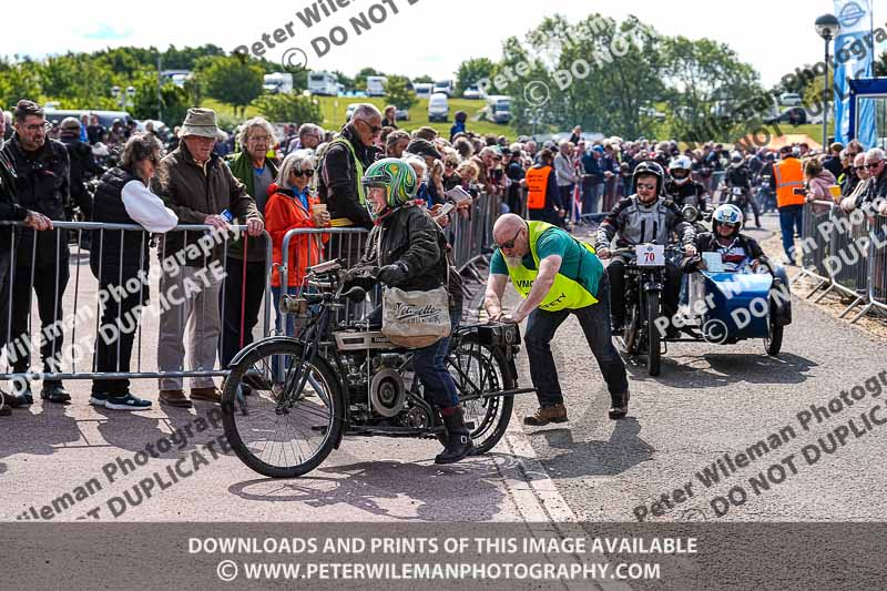 Vintage motorcycle club;eventdigitalimages;no limits trackdays;peter wileman photography;vintage motocycles;vmcc banbury run photographs
